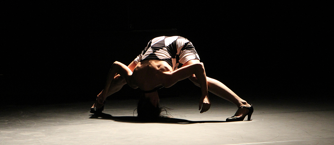 Ridi! Pagliaccio! - Compagnie pm – Choregraphe Philippe Menard – Danse Contemporaine Paris - pm Compagny – Choreographer Philippe Menard – Contemporary Dance Paris